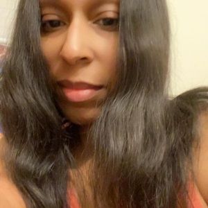 Meet your Posher, Suzanne